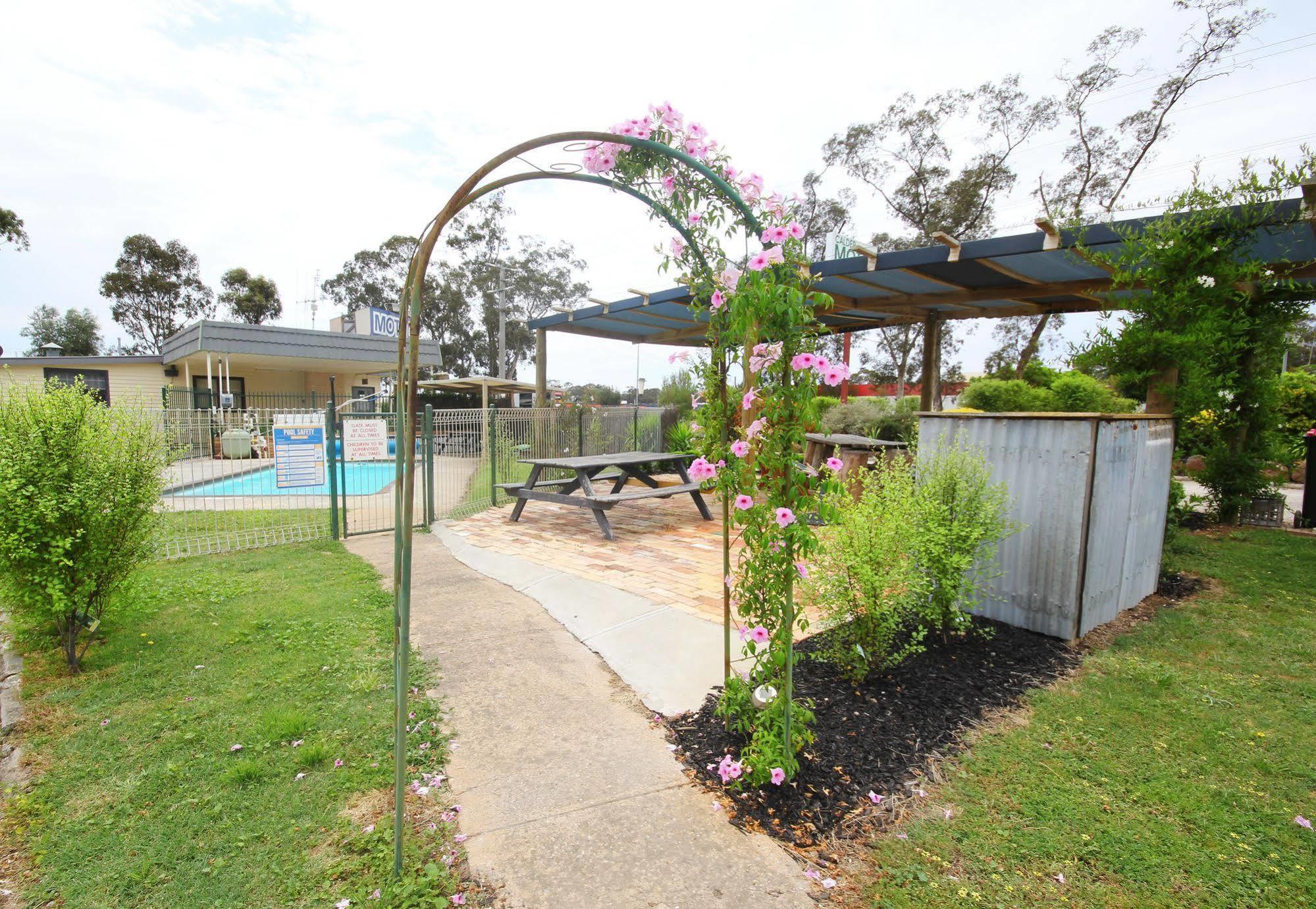 Calder Family Motel Bendigo Exterior foto